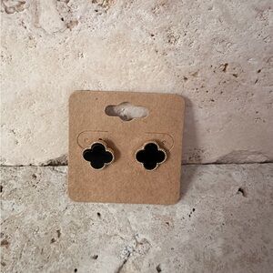 Elegant Gold & Black Clover Stud Earrings | Classic Minimal Jewelry